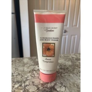 Victoria's Secret Garden Sweet Temptation Luxurious Hand And Body Cream‎ 7.25 OZ